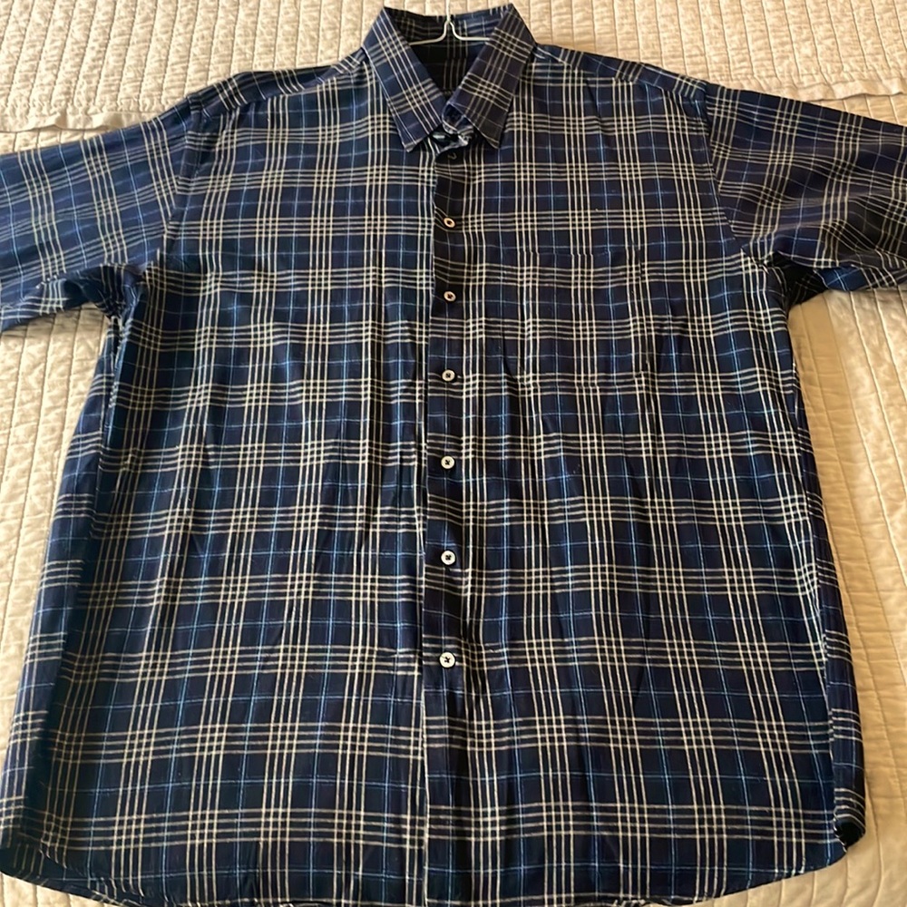 Men’s XXL Burberry button down navy blue plaid